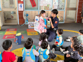 兒童節前夕暖心出動！枋寮警進校園教安全、防詐一次到位