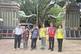 中華郵政樂齡運動　竹郵攜手長者及身障朋友齊聚動物園樂展活力並宣導防詐