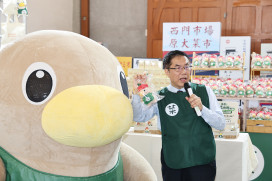 菜奇鴨、夜奇鴨授權商品開賣 百年西市場掀搶購熱潮