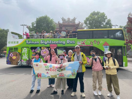 臺南雙層巴士城市尋寶 深入探索多元臺南