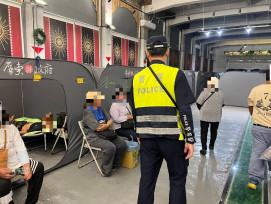 巴威颱風逼近　枋寮警深入士文部落協助預防性撤離