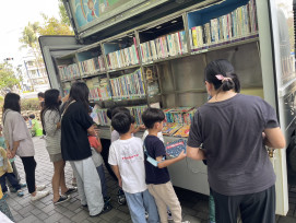 臺南市圖行動書車7/25起駛進成大校園