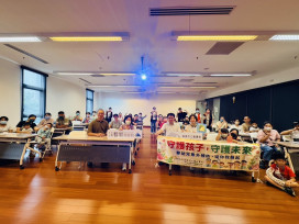 用閱讀點亮父愛！鳳山醫院攜手高市圖打造全齡共融健康嘉年華