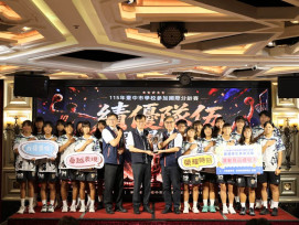 中市學校運動團隊勇闖歐洲抱回5冠！教育局表揚績優隊職員