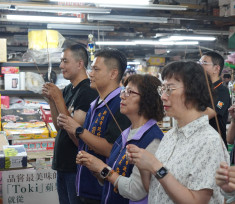 新北市三重果菜市場攜手承銷商做公益　將節慶祈福化為關懷行動