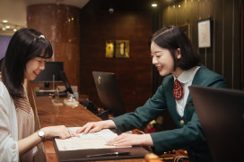 長榮桂冠酒店(台中)國旅加碼贈  平日3,199元起入住再抽總統套房