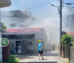快訊｜湖內住宅火警燒出驚魂！5泰籍移工租屋處起火調查原因中