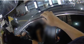 72歲駕駛突昏迷車輛滑行　苓雅警破窗搶救助恢復意識
