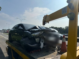國1高雄九如路段5車連環撞　疑變換車道不當釀3人輕傷 