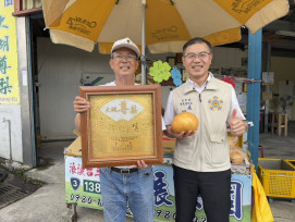 深耕農業有成 苗栗榮民張文彬榮獲大湖尊梨果品評鑑殊榮