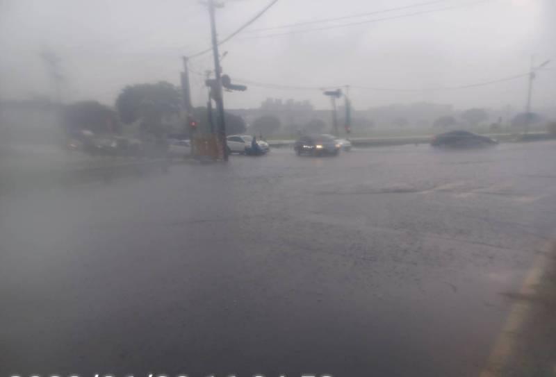 豪大雨造成二重疏洪道積、淹水   請提早配合改道