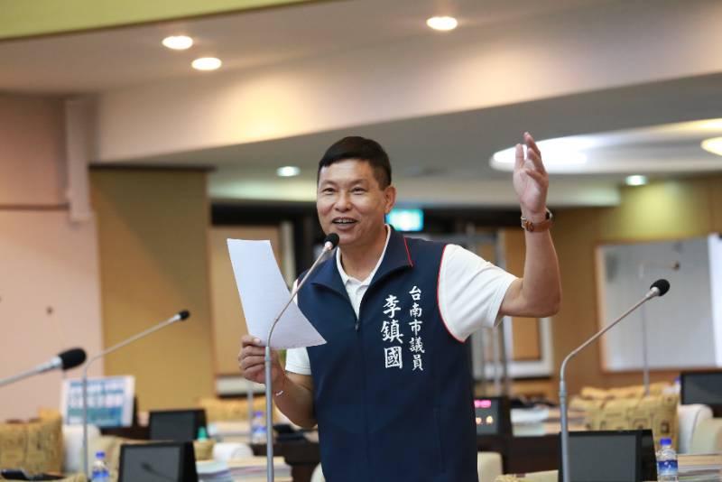 市政總質詢 李鎮國：要求二王公墓遊蕩犬移置列出時間表與數量