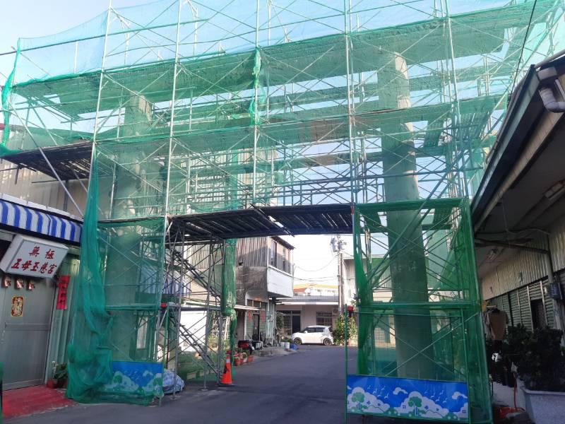 新化神社鳥居修復ing 虎頭埤重現遺構歷史空間