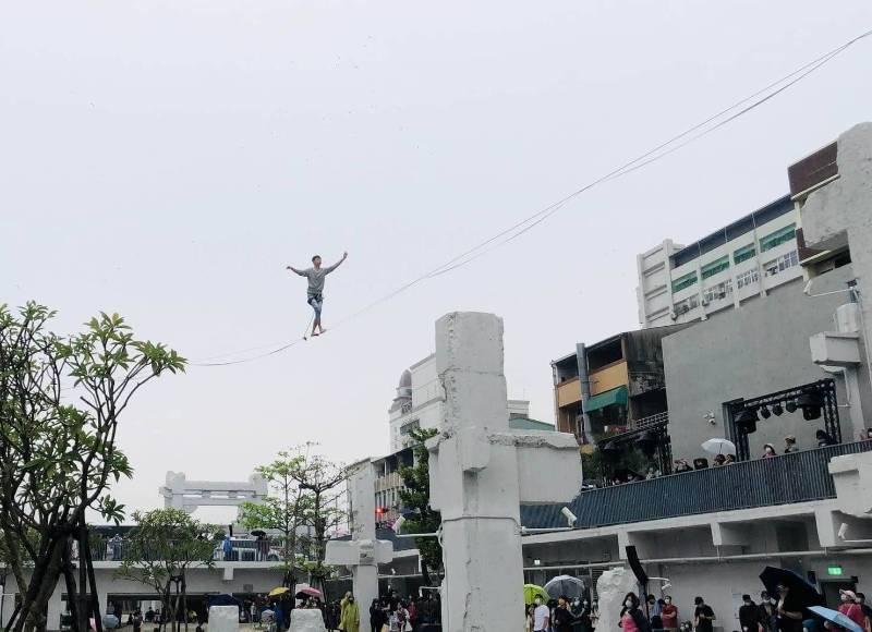 《新北城市藝術節》結合藝術與運動競技 高空走繩、跑酷、街舞表演比賽 7/1起熱鬧登場!