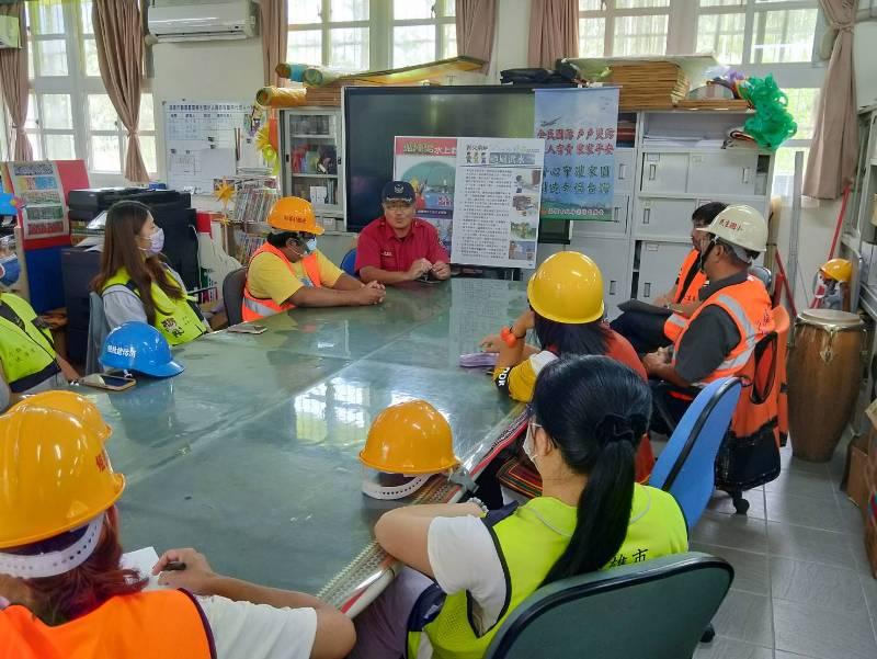 高市消防局那瑪夏分隊攜手小學實施自衛消防編組演練