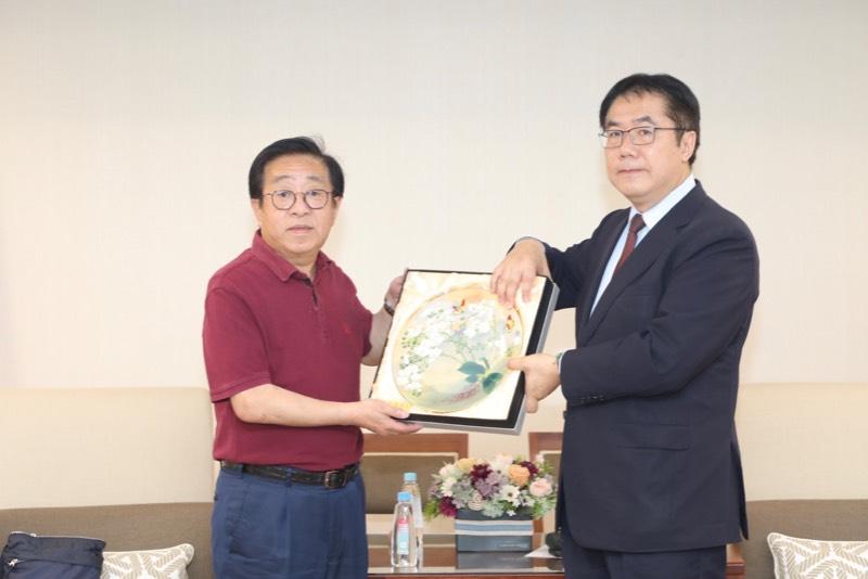 日本丸久株式會社社長親訪台南產地&nbsp;&nbsp;黃偉哲：台南優質農產是外銷最佳選擇