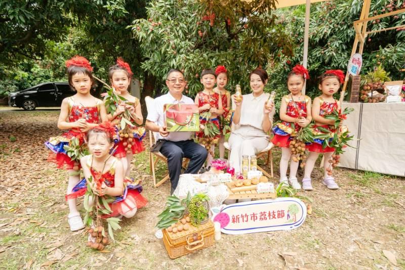 荔枝都紅了，香山採果趣!　新竹市9座荔枝觀光果園即日起陸續開放民眾觀光採果