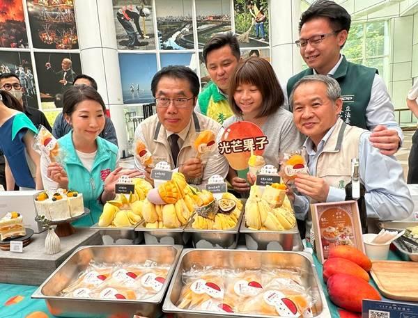 今夏來臺南「芒著饗你」  黃偉哲宣布「臺灣芒果季—2023臺南國際芒果節」正式開跑