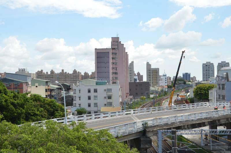 開元陸橋自5日起封閉 市府多元管道加強車流監控