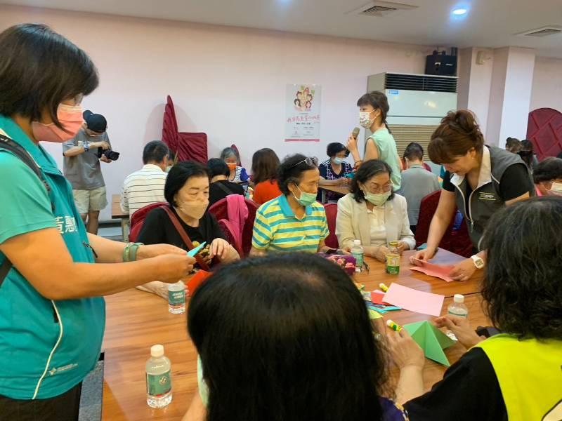 民進黨南市黨部女性黨員回娘家  重申性騷零容忍