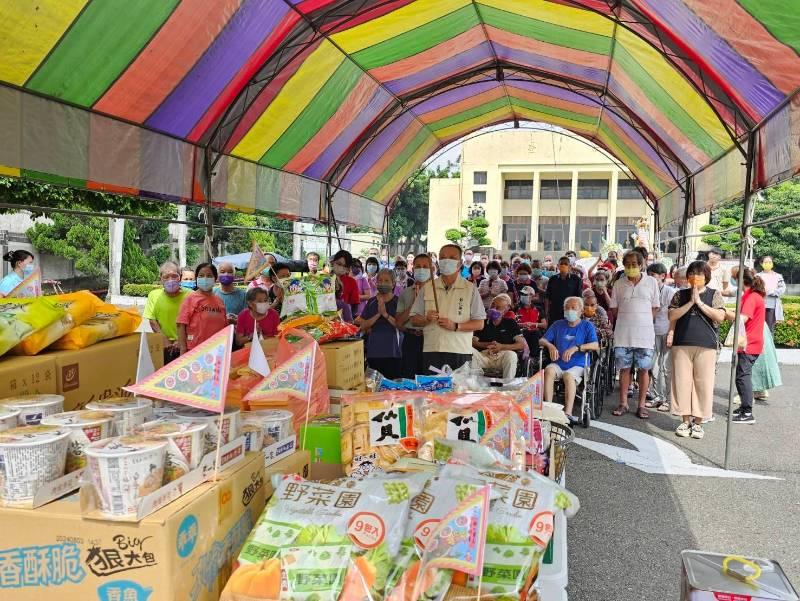 彰化榮家中元普渡祭英魂 緬懷先人祈福平安