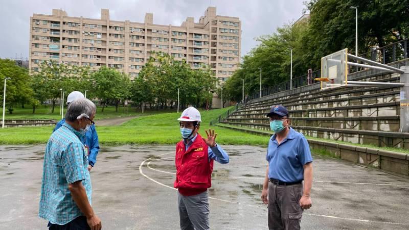 籃球場被豪雨淹沒? 水利局嚴正澄清:請勿惡意扭曲防洪設施之用意