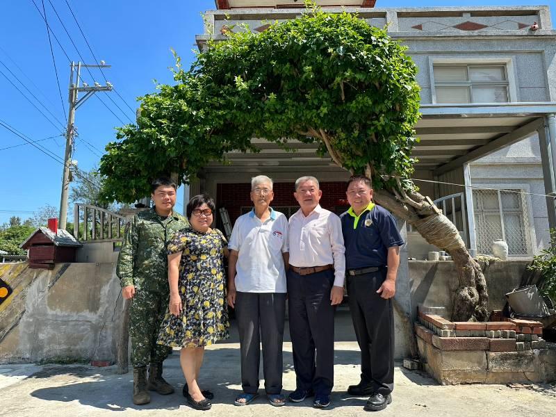 關心地區榮民眷 欣屏天然氣秋節慰問金門鋼盔九重葛