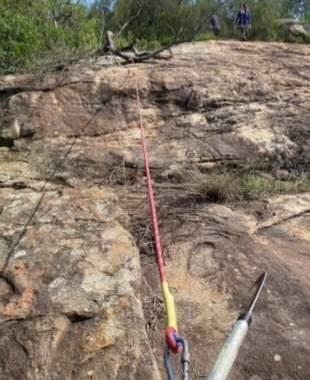 確保登山安全 金管處：將移除太武山私設攀爬繩索 