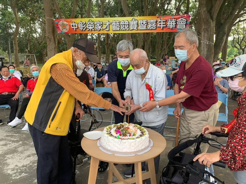 中彰榮家趣味才藝競賽 樂齡住民闖關樂呵呵 