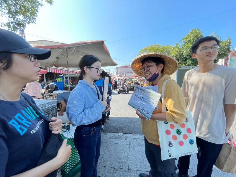 中秋「庄頭走讀─美濃市場走逛路線」實際走入五感開啟