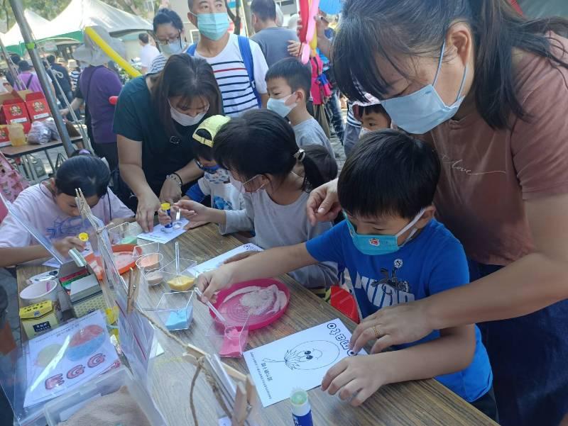 番茄成熟時 嘉藥幼保愛傳播慶聖誕