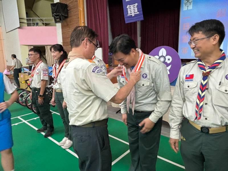 中市童軍思源日紀念活動登場   教育局長蔣偉民表彰績優童軍服務員 