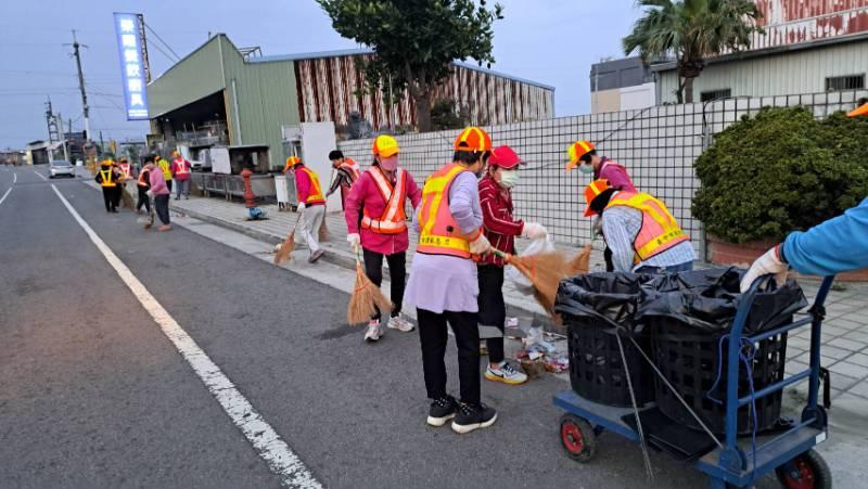 「與神同行 環保隨行」！ 大甲媽祖遶境環保英雄接力恢復市容