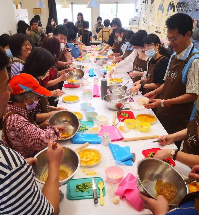 環保局以行動實踐減塑及惜食 結合四埔社區辦地球日環境教育 