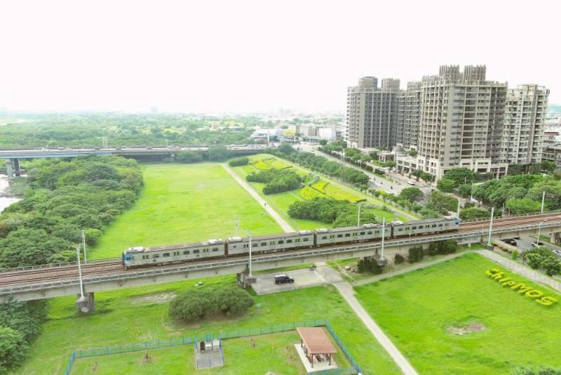 打造運動城市水岸綠廊　竹縣頭前溪北岸高灘地建置遊憩設施