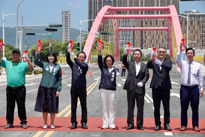 龍德東路正式通車！康裕成議長搶頭香