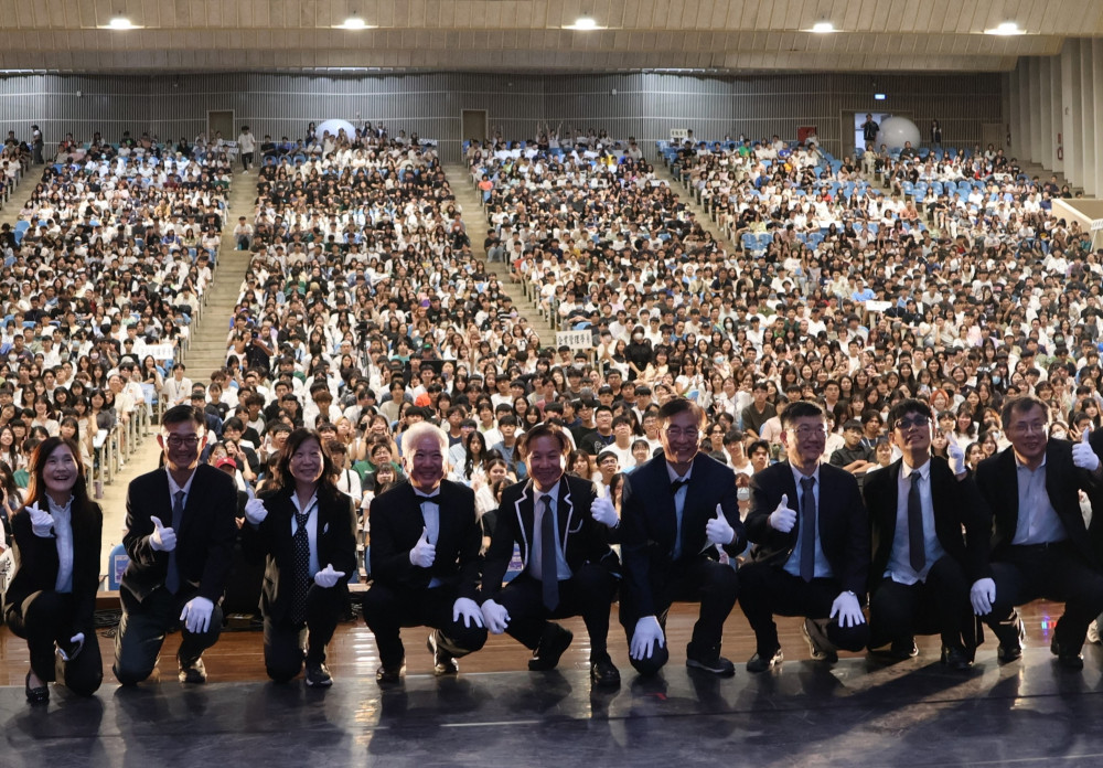 東海校長為AI世代重新定義  鼓勵新鮮人「生命只有挫折、沒有失敗」