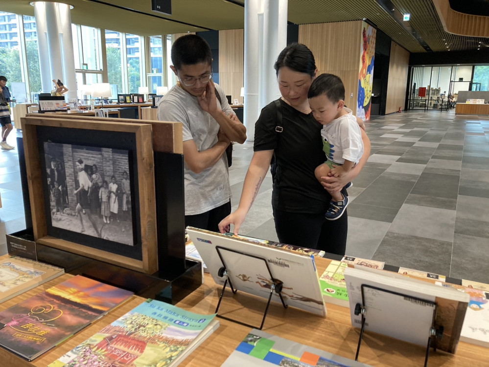 「西拉雅在南市圖呼喊全世界」三展齊發  圖書館看展，也能環遊世界!