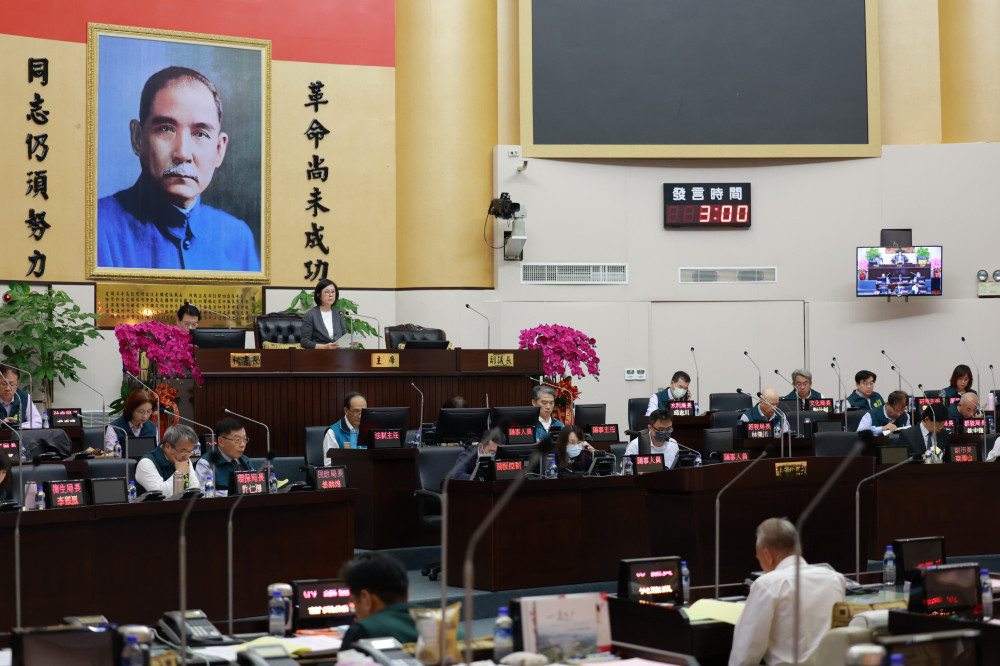 市議會第7次臨時會永華召開接續審查114年度總預算案