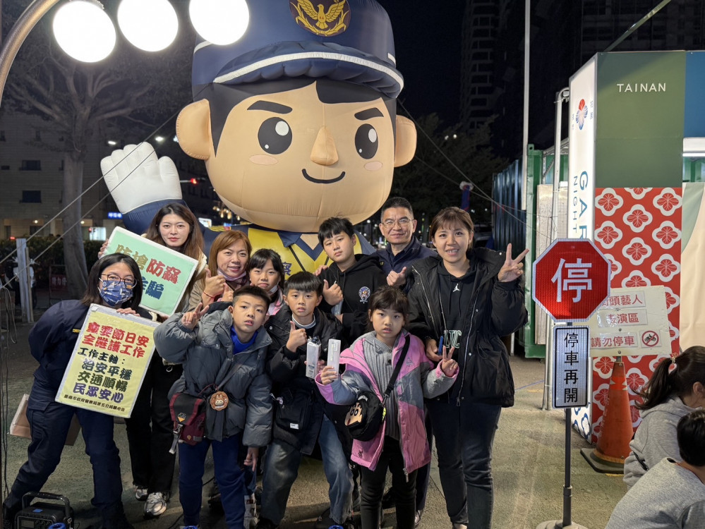 春節連假蛇(迺)花園夜市恐塞爆 南警加強重要節日安全維護宣導