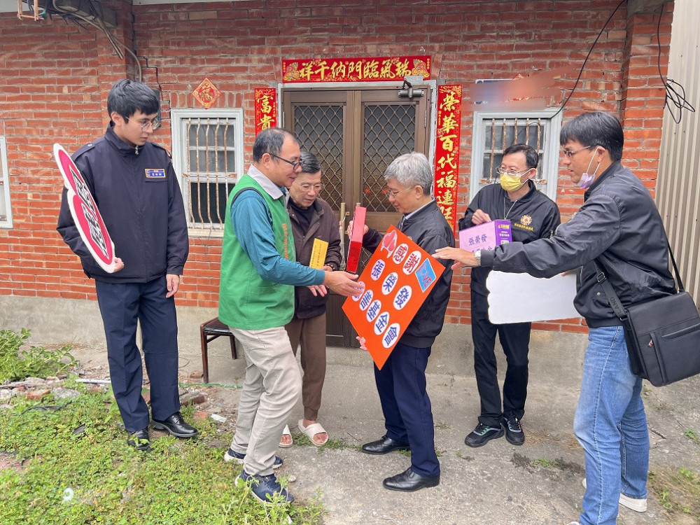 雲林榮服處×張榮發慈善基金會攜手訪慰經濟弱勢榮民眷