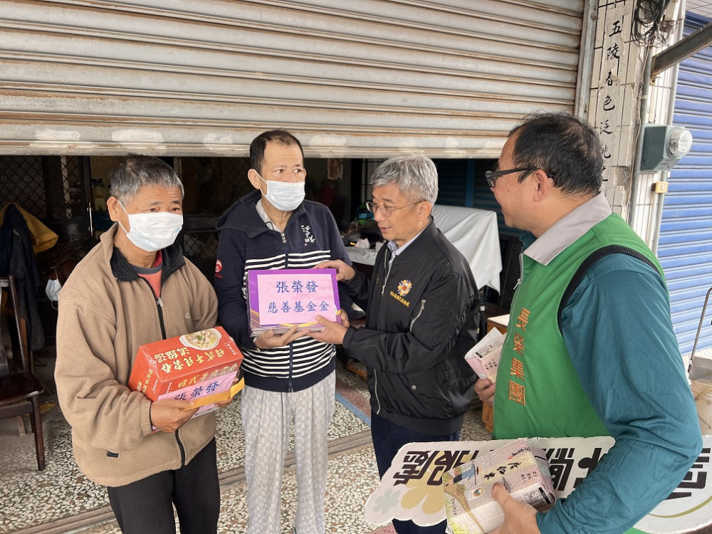 雲林榮服處×張榮發慈善基金會攜手訪慰經濟弱勢榮民眷