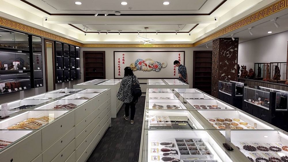 瑞璟藝術珍藏開幕 首推全台最大琥珀展