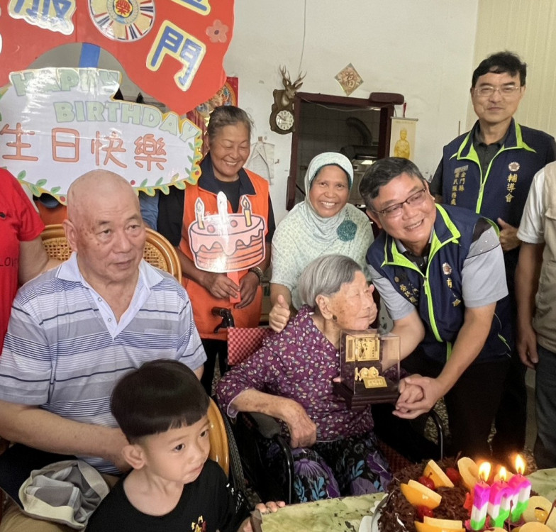 823百歲榮民呂陳燕阿嬤紀壽 金門榮服處歡喜慶生