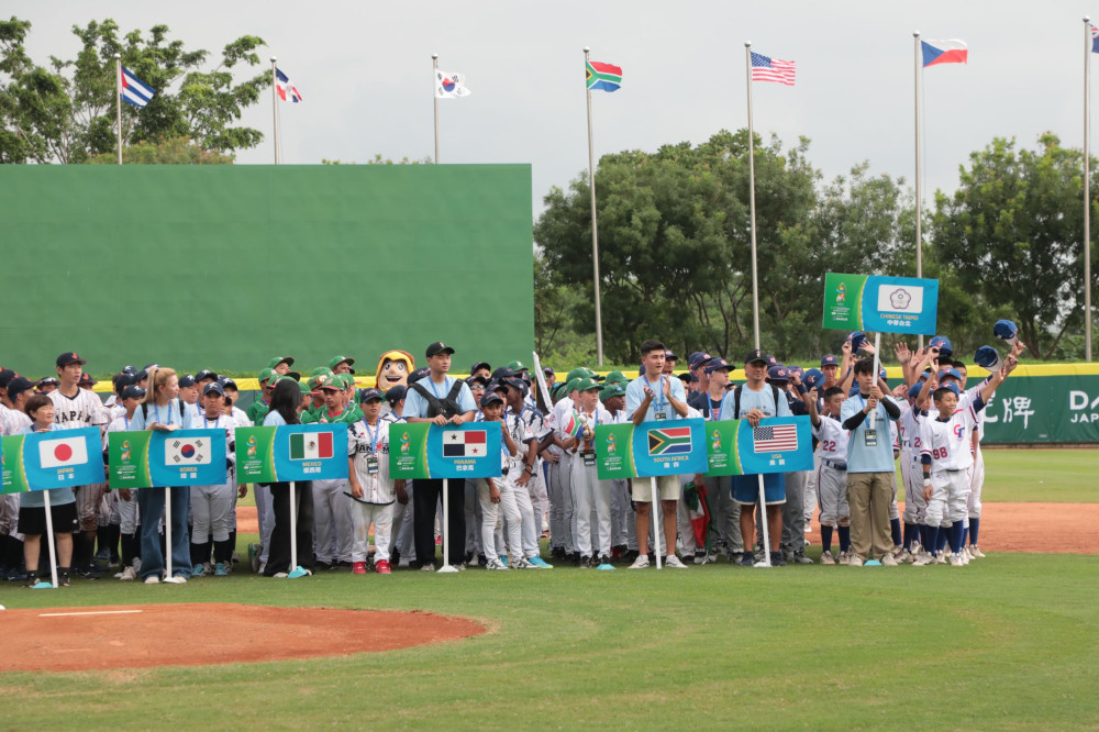 第八屆 WBSC 少棒世錦賽台南開幕 12 國隊伍角逐金盃