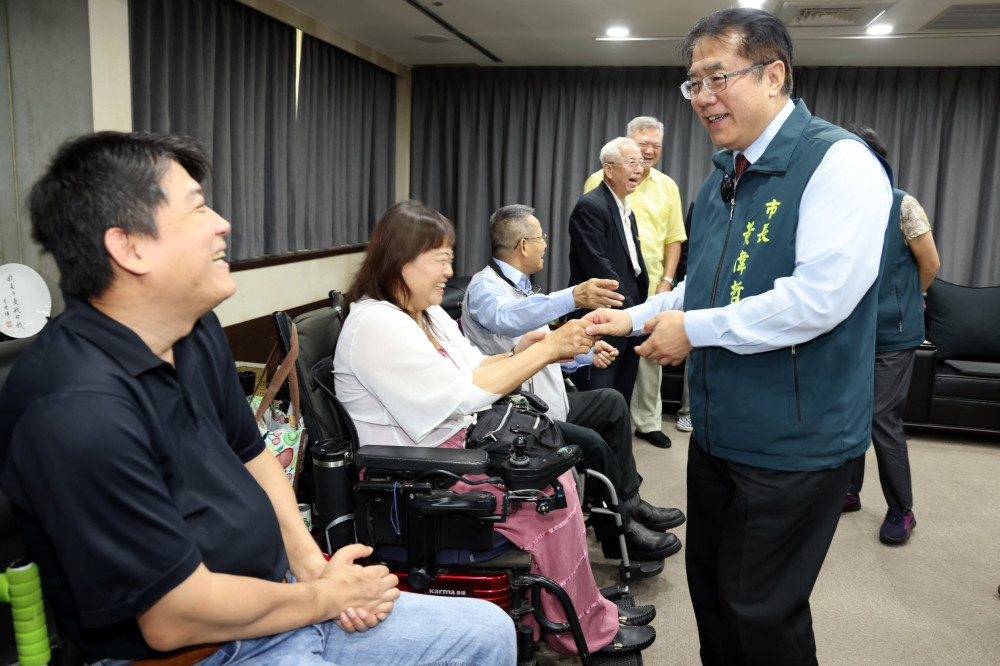 台南市身心障礙體育總會捐款 30 萬 助力丹娜絲颱風災後復原