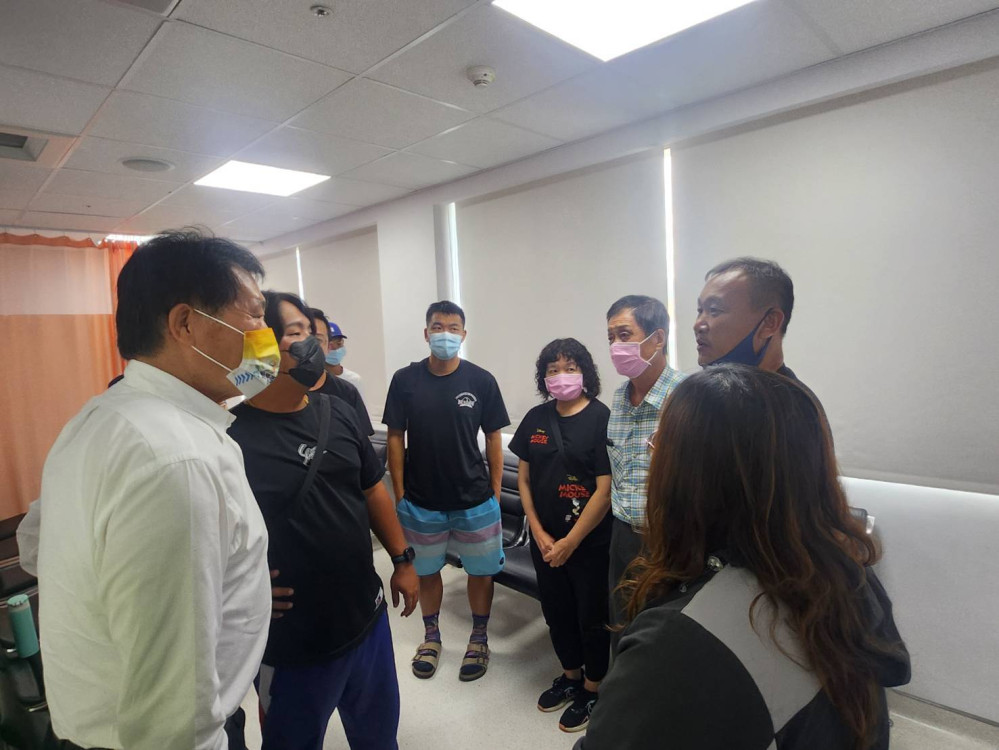 嘉義縣民和國中棒球隊車禍 8 人重傷 臺南市府緊急慰問並強化安全規範​