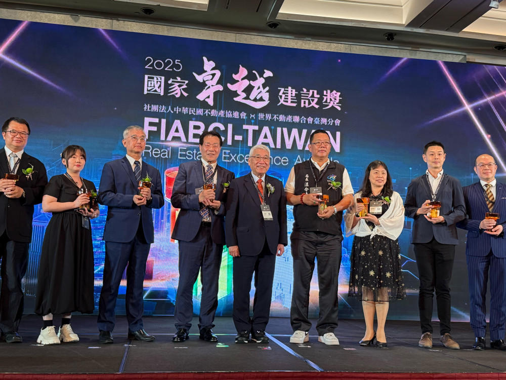 臺南市新營區全民運動館榮獲國家卓越建設獎