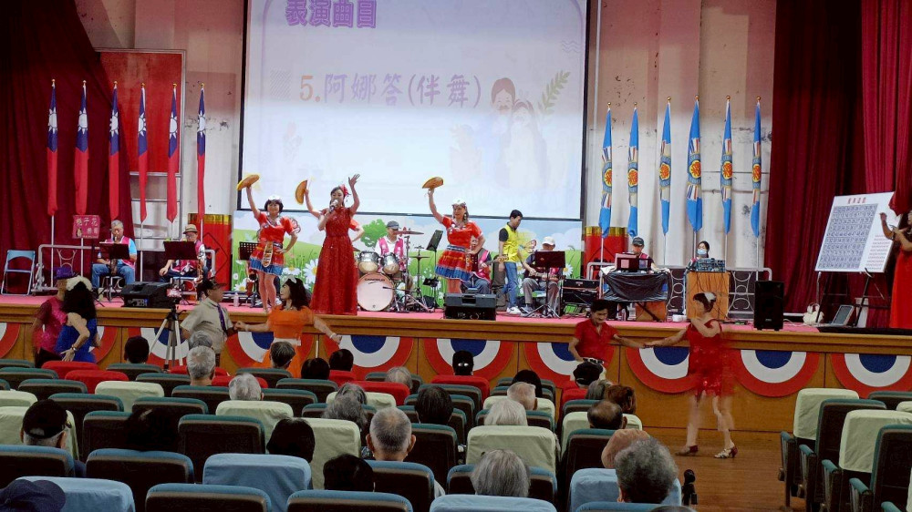 中彰榮家感謝資深音樂人組團展演 住民長輩歡喜過父親節