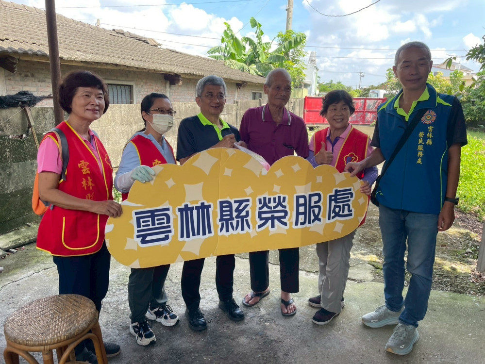 雲林榮服處榮欣志工溫馨服務 助高齡獨居榮民眷居家打掃